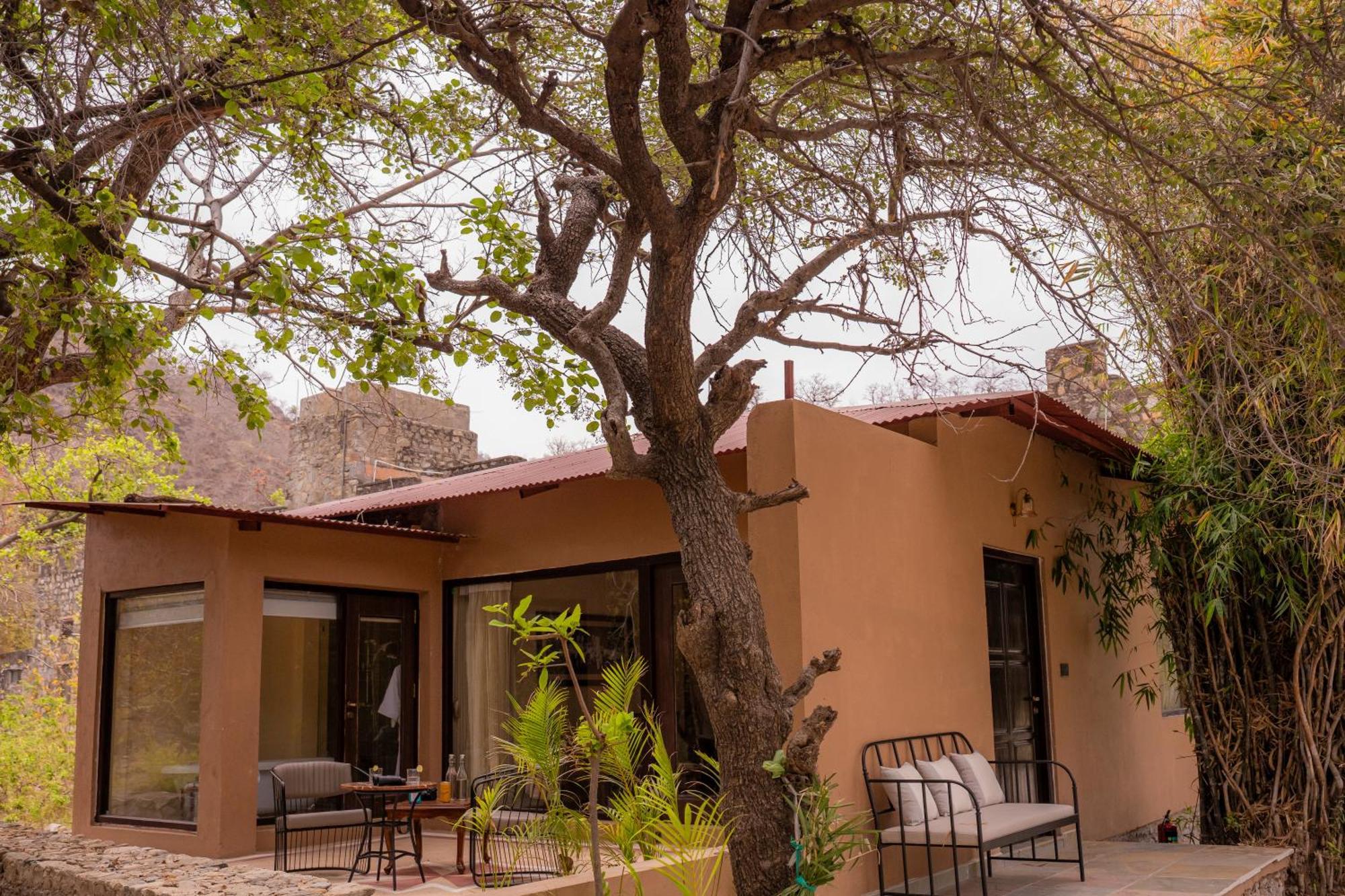 Aloof Jungle Lodge Ghānerao Exterior foto